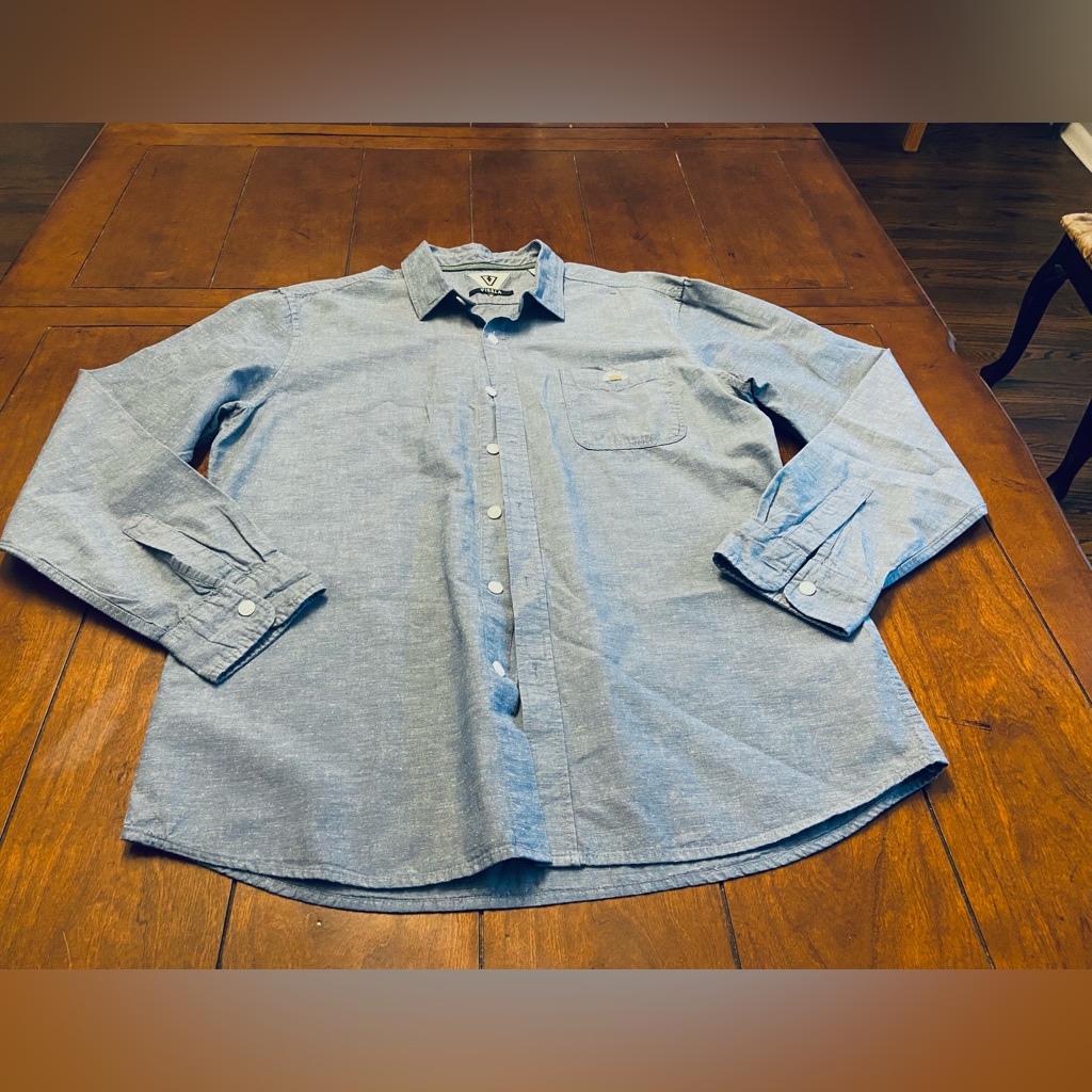 Vissla Blue Chambray Shirt, Size L